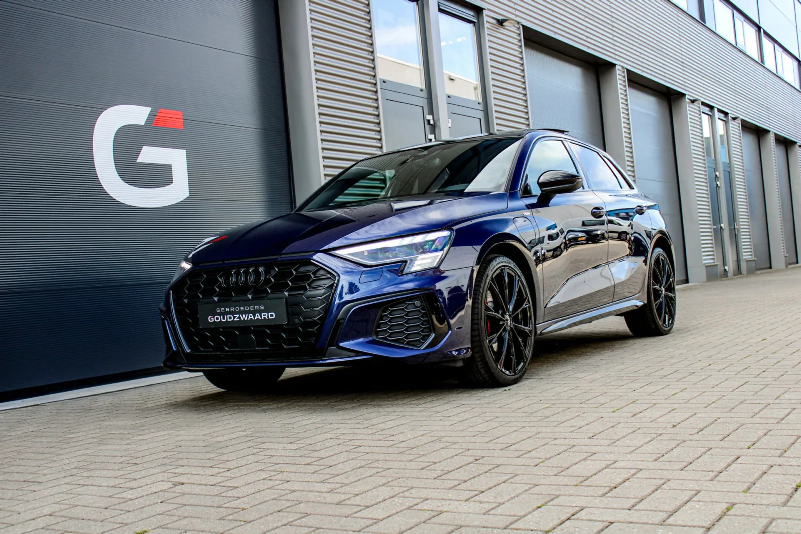 Audi A3 (2023) — foto 1