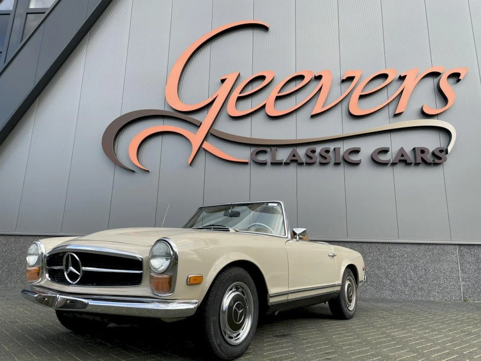 Mercedes-Benz SL-Klasse (1970) — foto 1