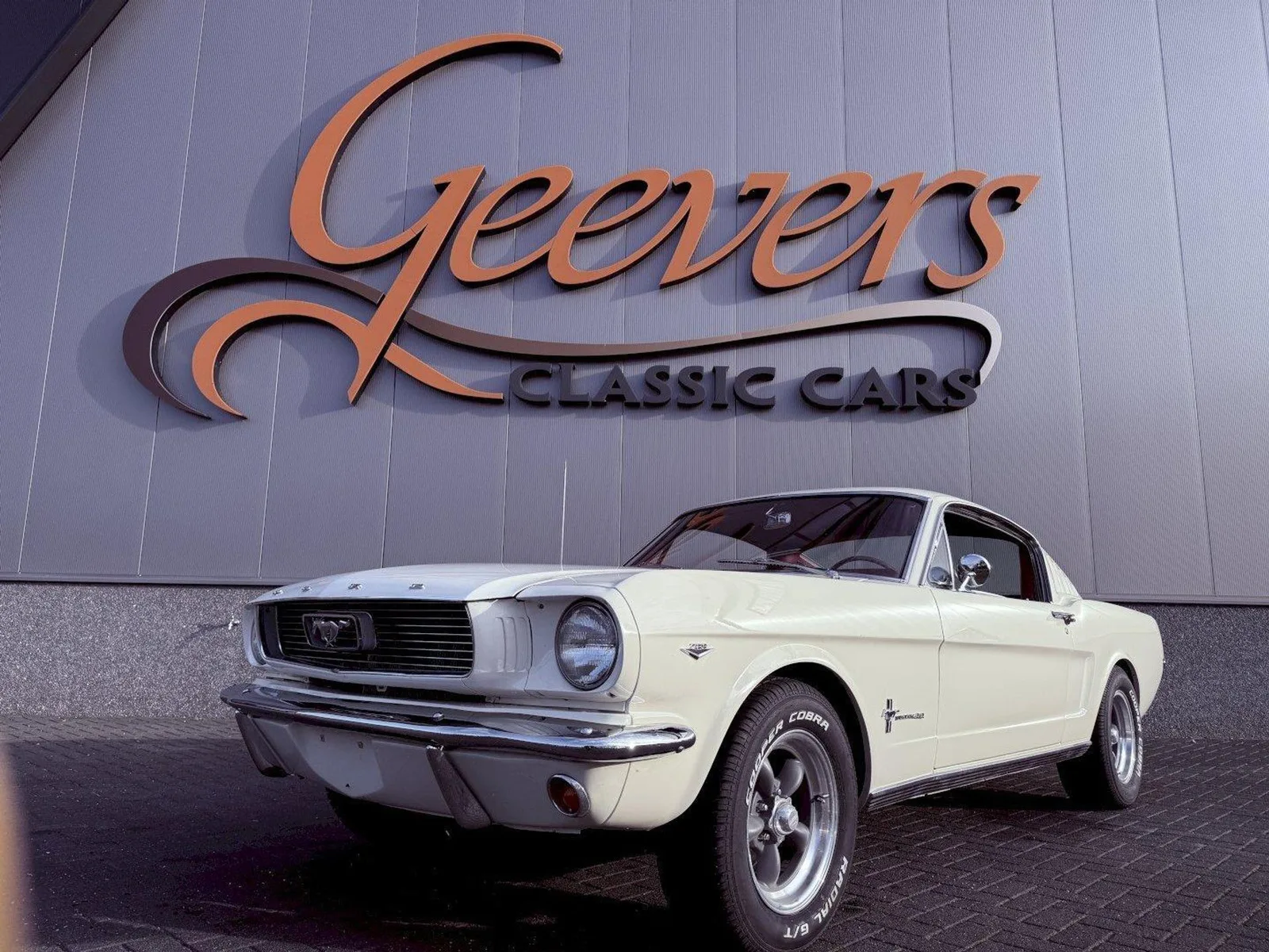 Ford Mustang (1966) — foto 1