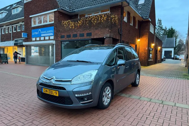 Citroën Grand C4 Picasso (2012)