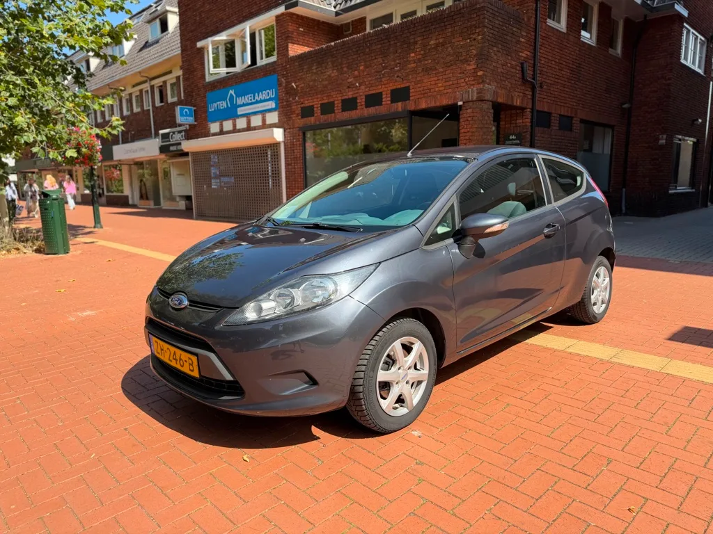 Ford Fiesta (2009) — foto 1