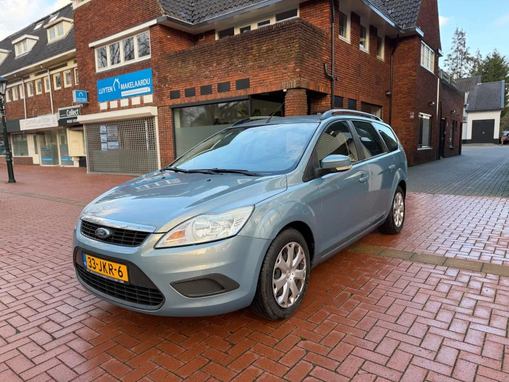 Ford Focus (2009) — foto 1