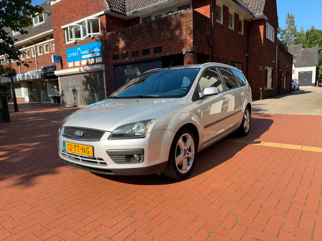 Ford Focus (2007) — foto 1