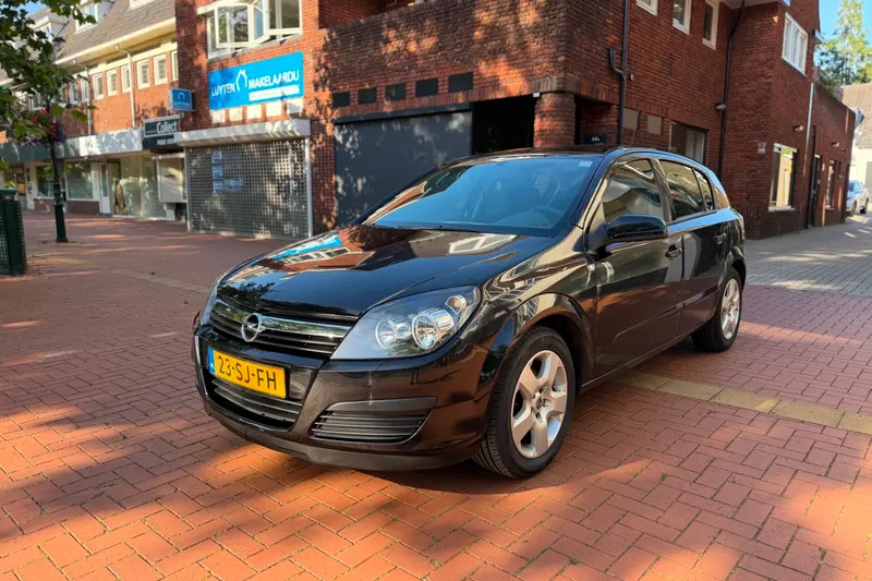 Opel Astra (2006)