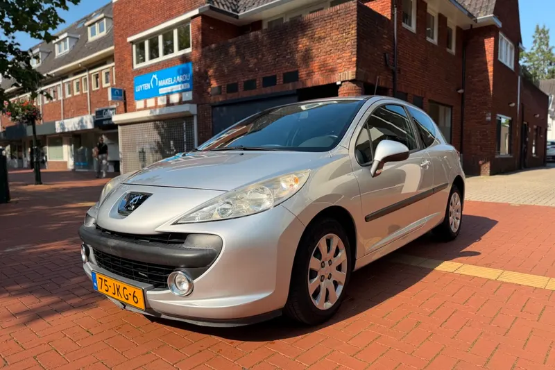 Peugeot 207 (2009)