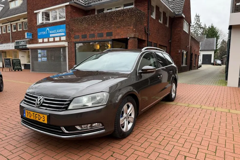 Volkswagen Passat (2012)