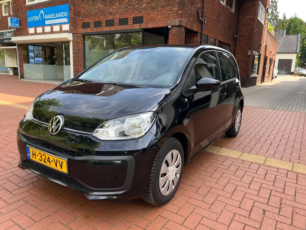 Volkswagen Up! (2020) — foto 1