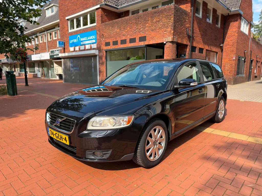 Volvo V50 (2008) — foto 1