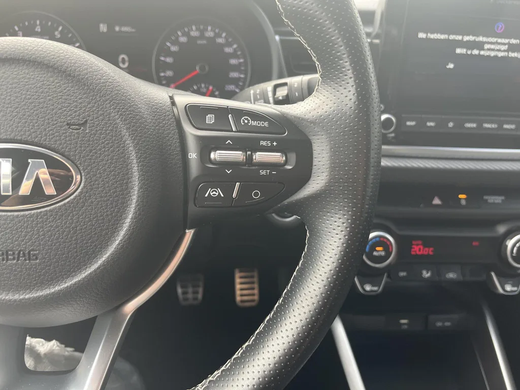 Kia Rio (2021) — foto 1
