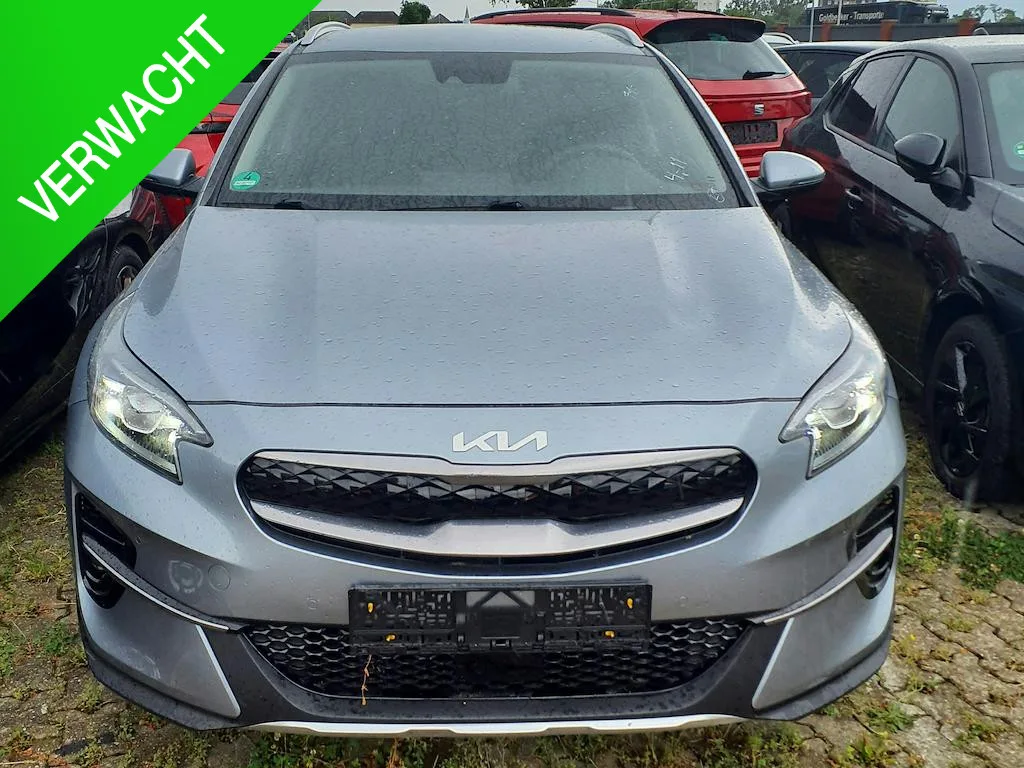 Kia XCeed (2022) — foto 1