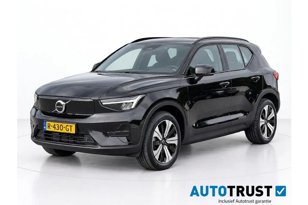 Volvo XC40 (2022) — foto 1