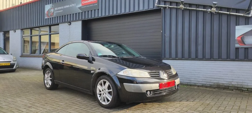 Renault Mégane (2002) — foto 1