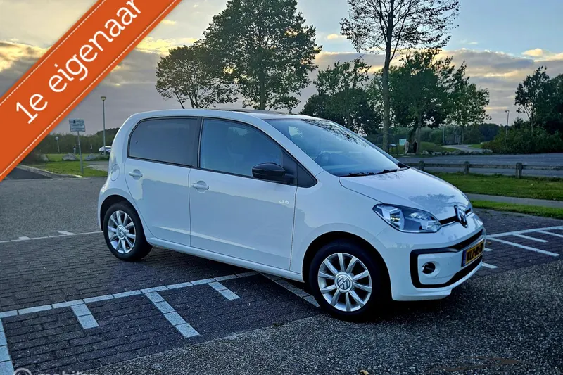 Volkswagen Up! (2016)