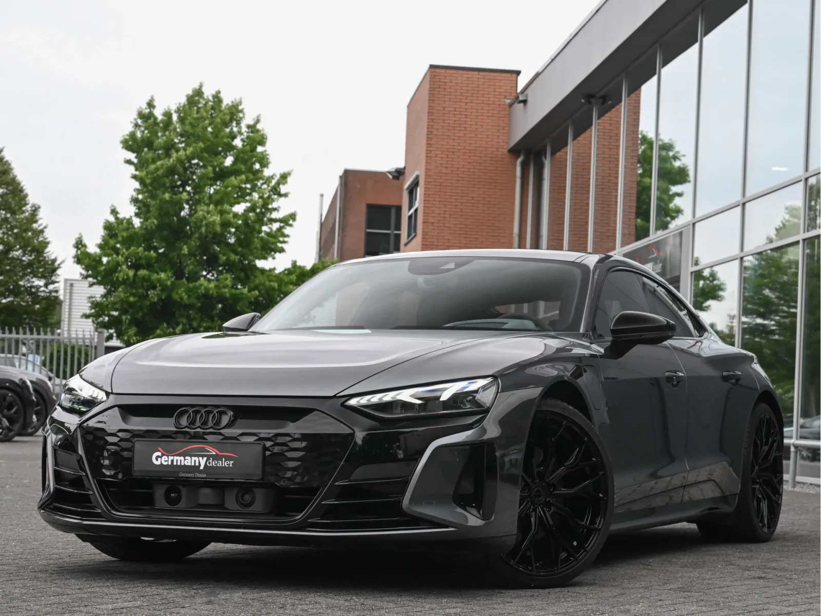 Audi e-tron GT (2023) — foto 1
