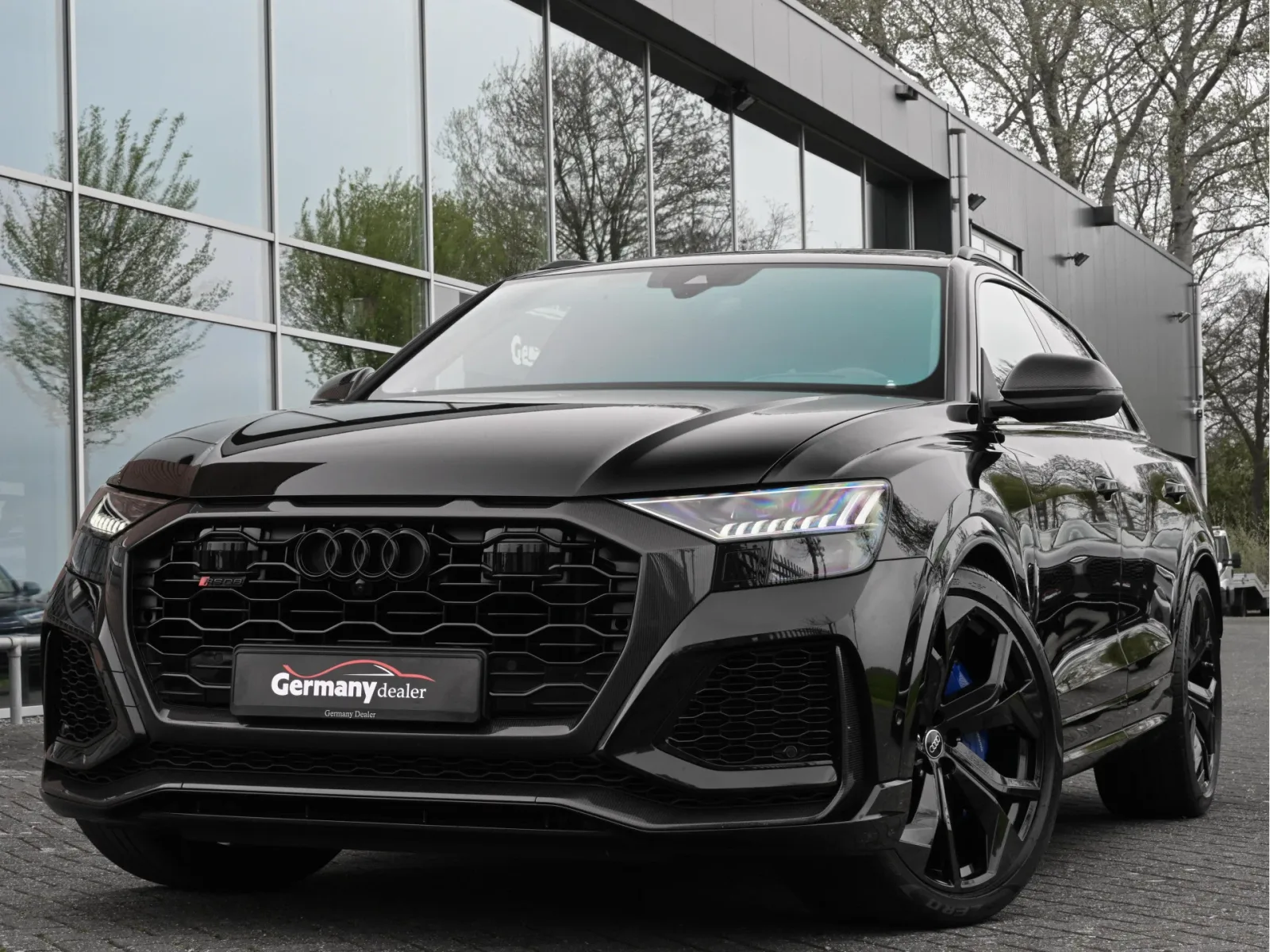 Audi RS Q8 (2022) — foto 1