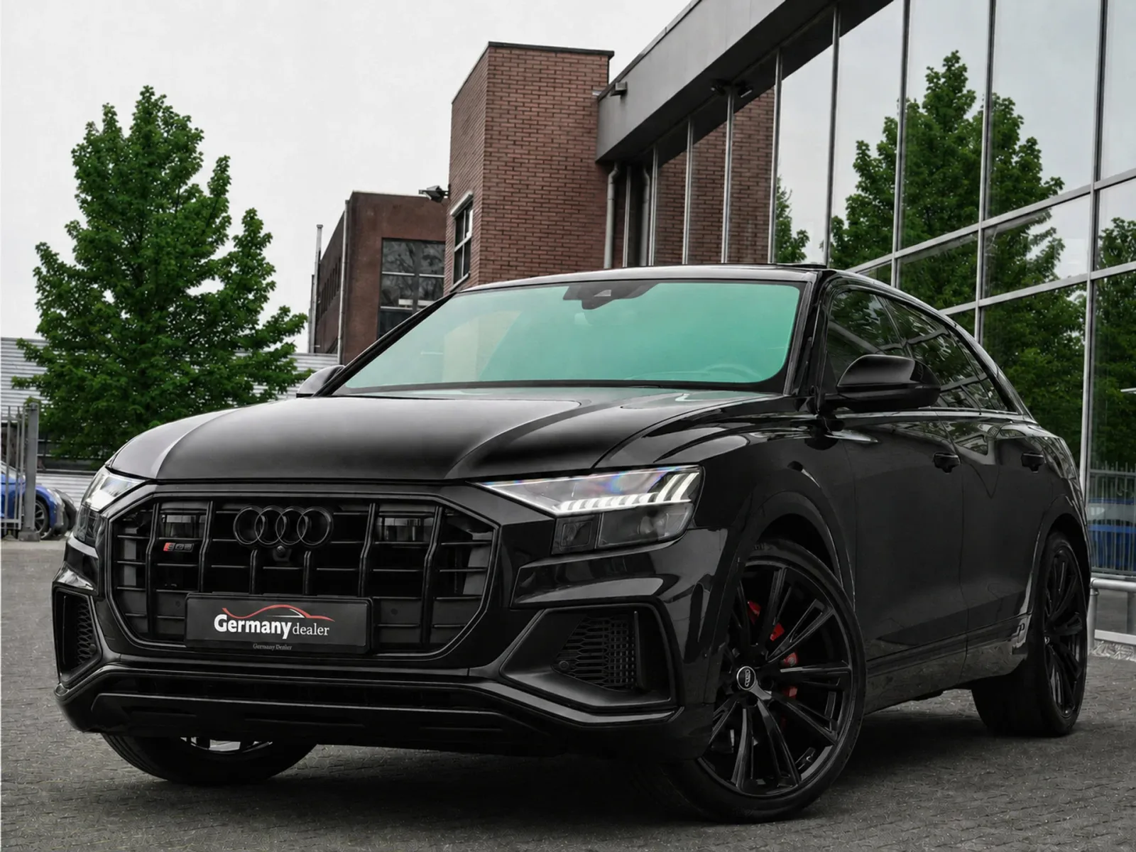 Audi SQ8 (2021) — foto 1
