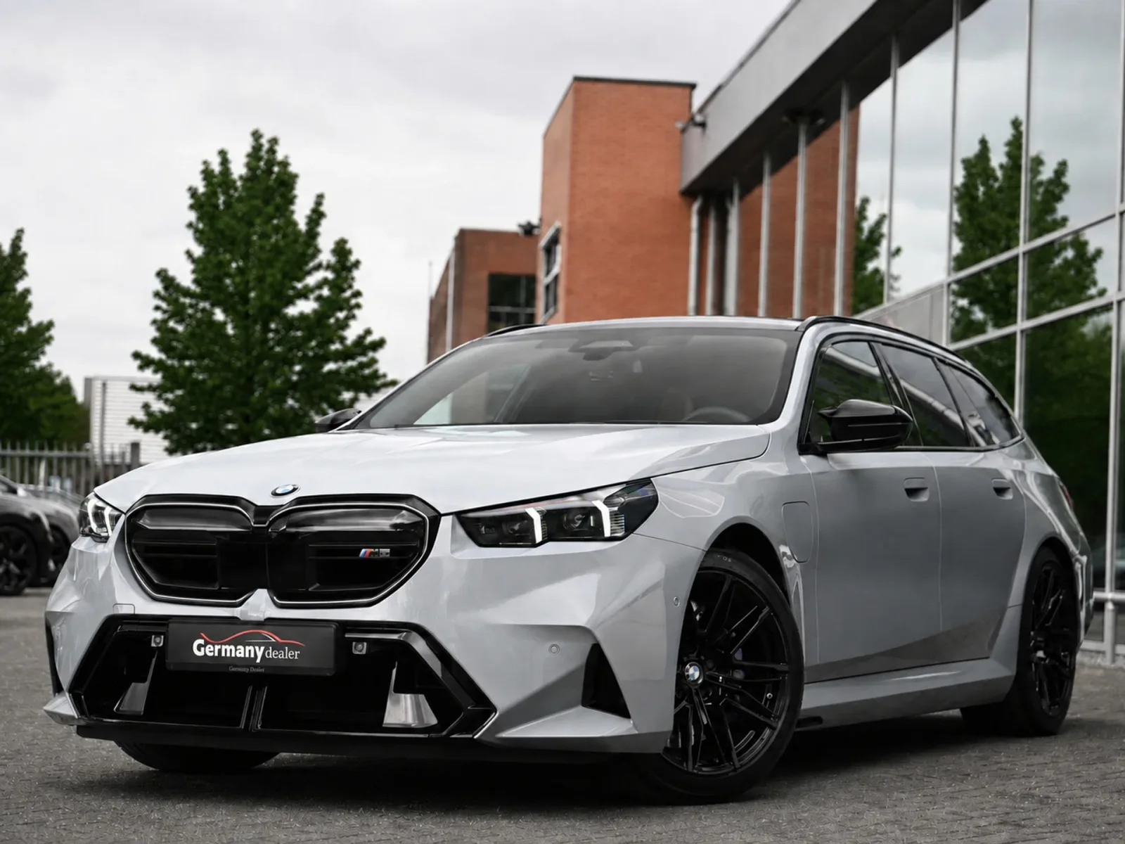BMW M5 (2025) — foto 1