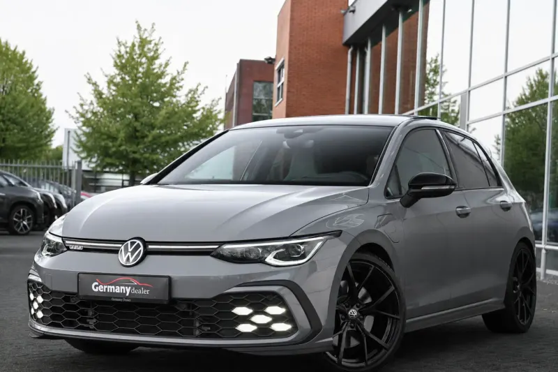 Volkswagen Golf (2022)