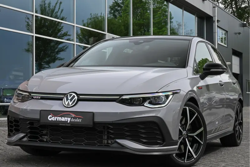 Volkswagen Golf (2021)