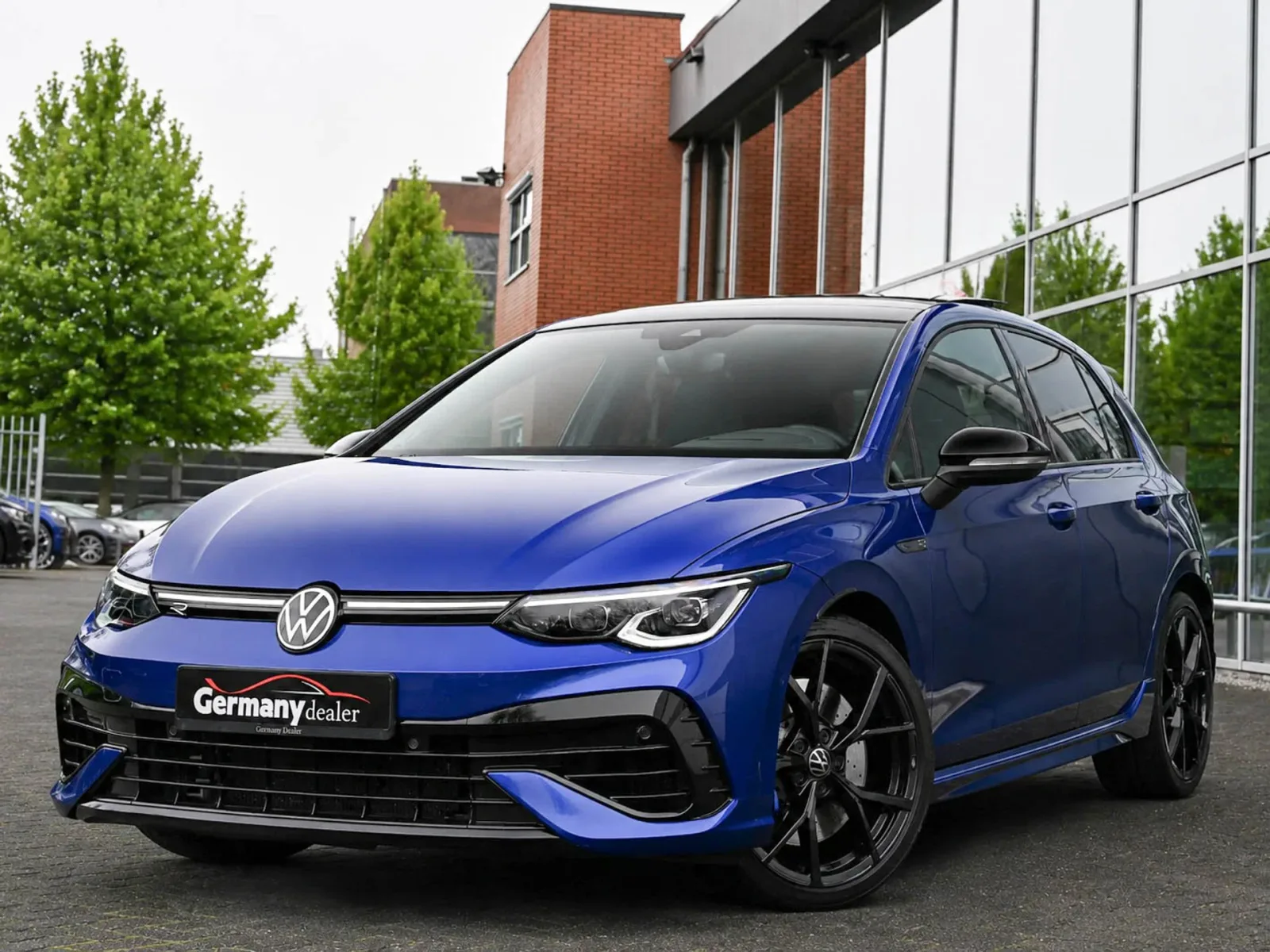 Volkswagen Golf (2022) — foto 1