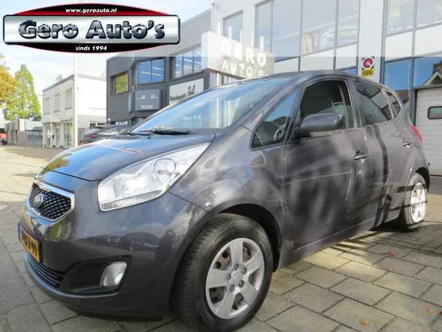 Kia Venga (2014) — foto 1