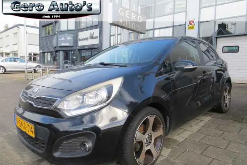 Kia Rio (2013)