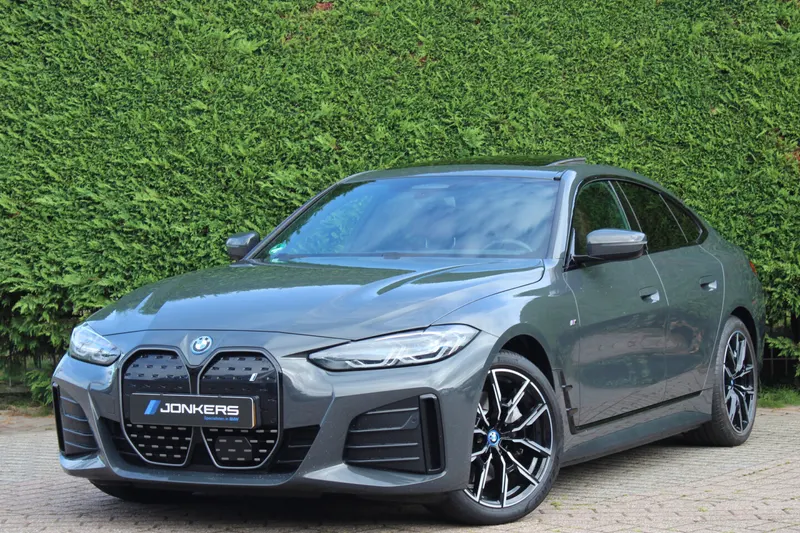 BMW i4 (2022)