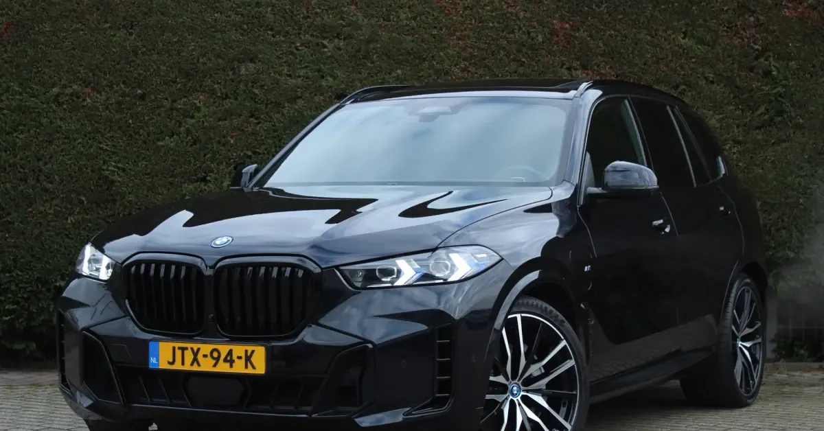 BMW X5 (2023) — foto 1