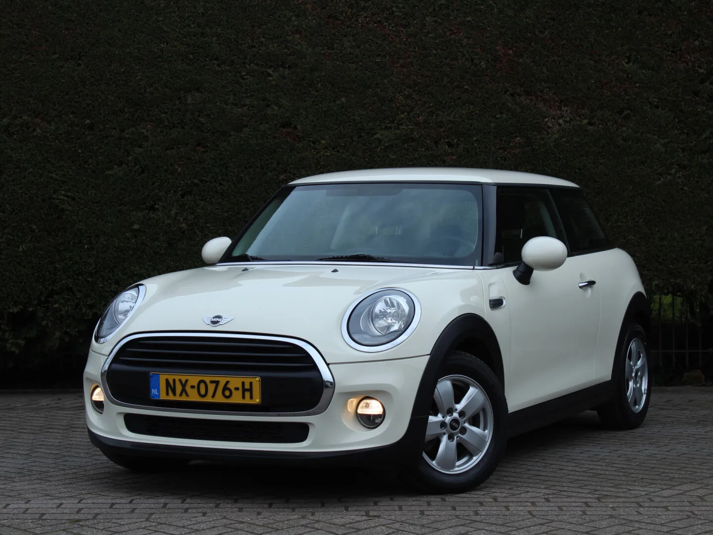 MINI One (2017) — foto 1