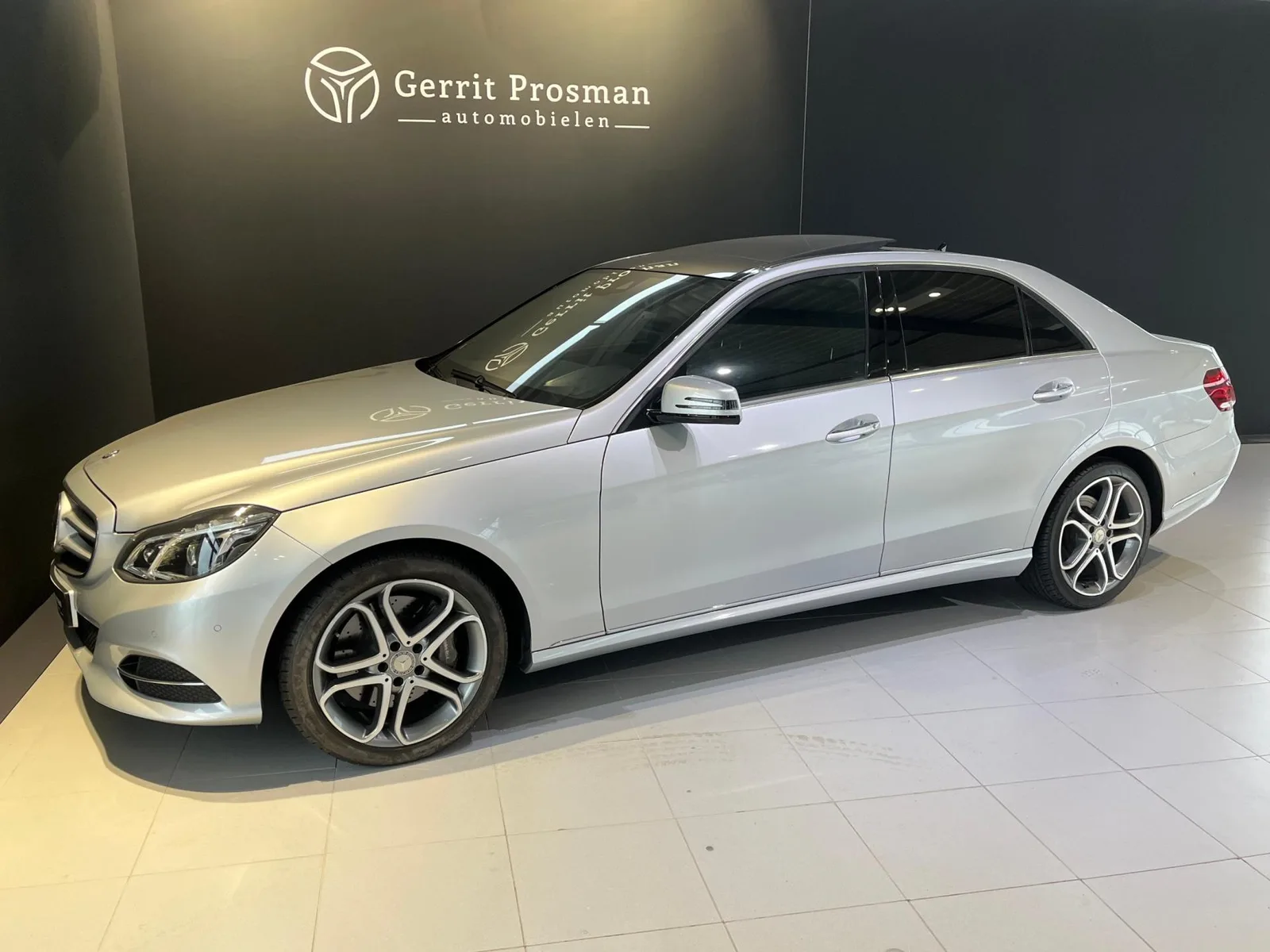 Mercedes-Benz E-Klasse (2014) — foto 1