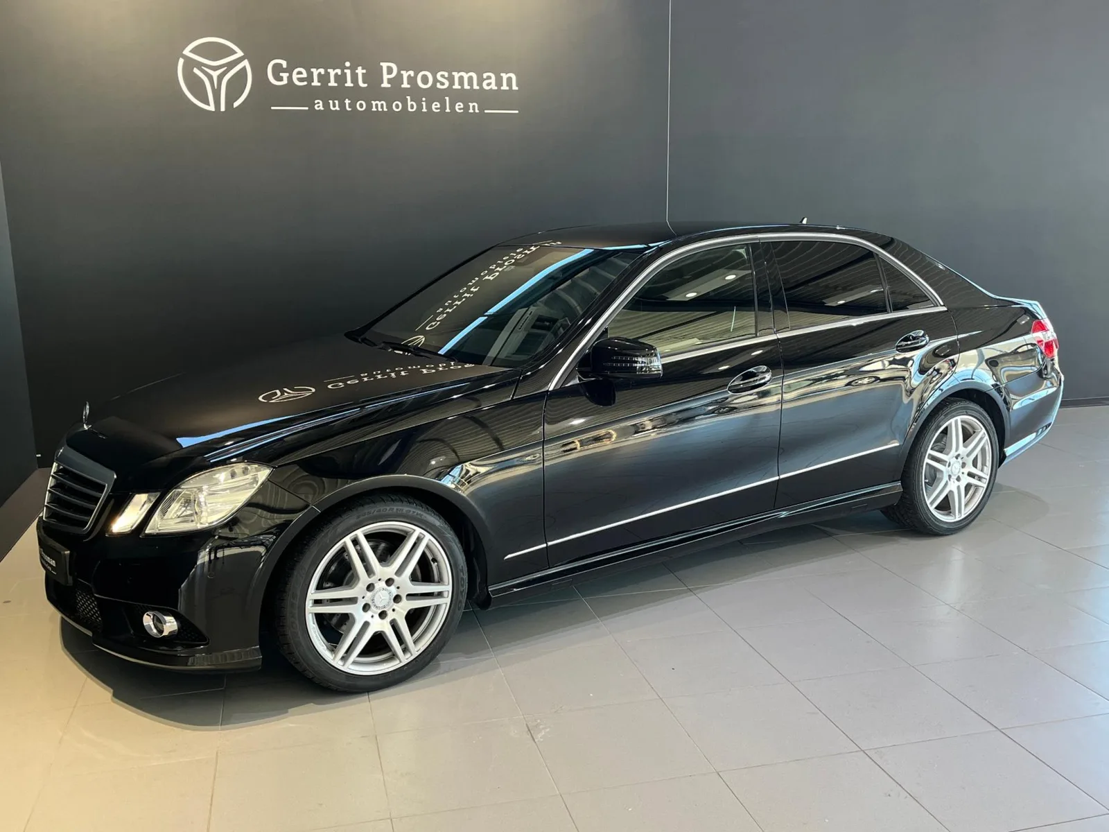 Mercedes-Benz E-Klasse (2009) — foto 1