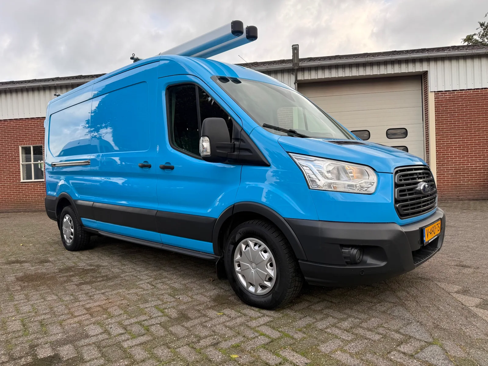 Ford Transit (2018) — foto 1