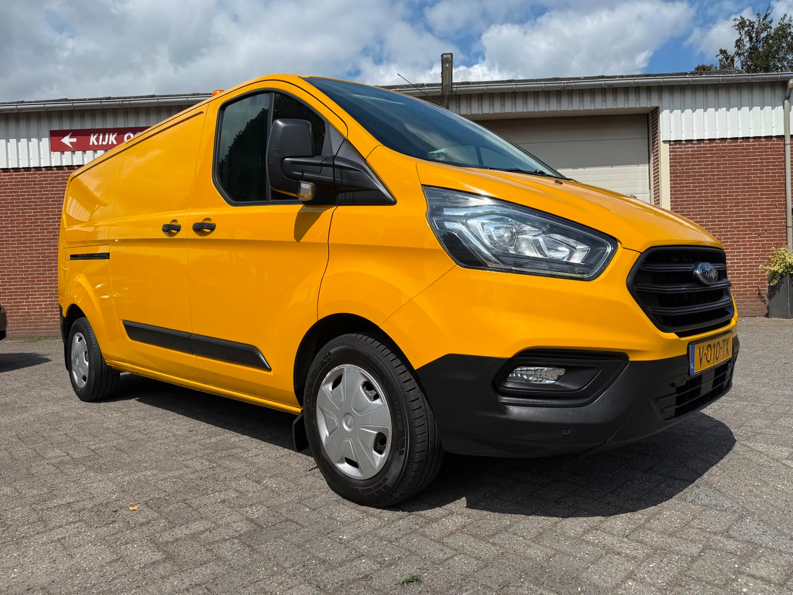 Ford Transit Custom (2018) — foto 1
