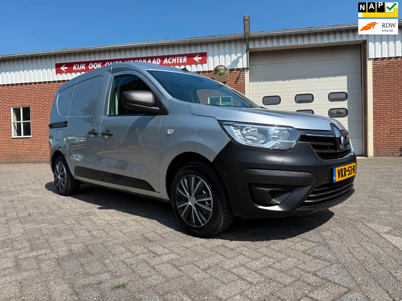 Renault Express (2021) — foto 1