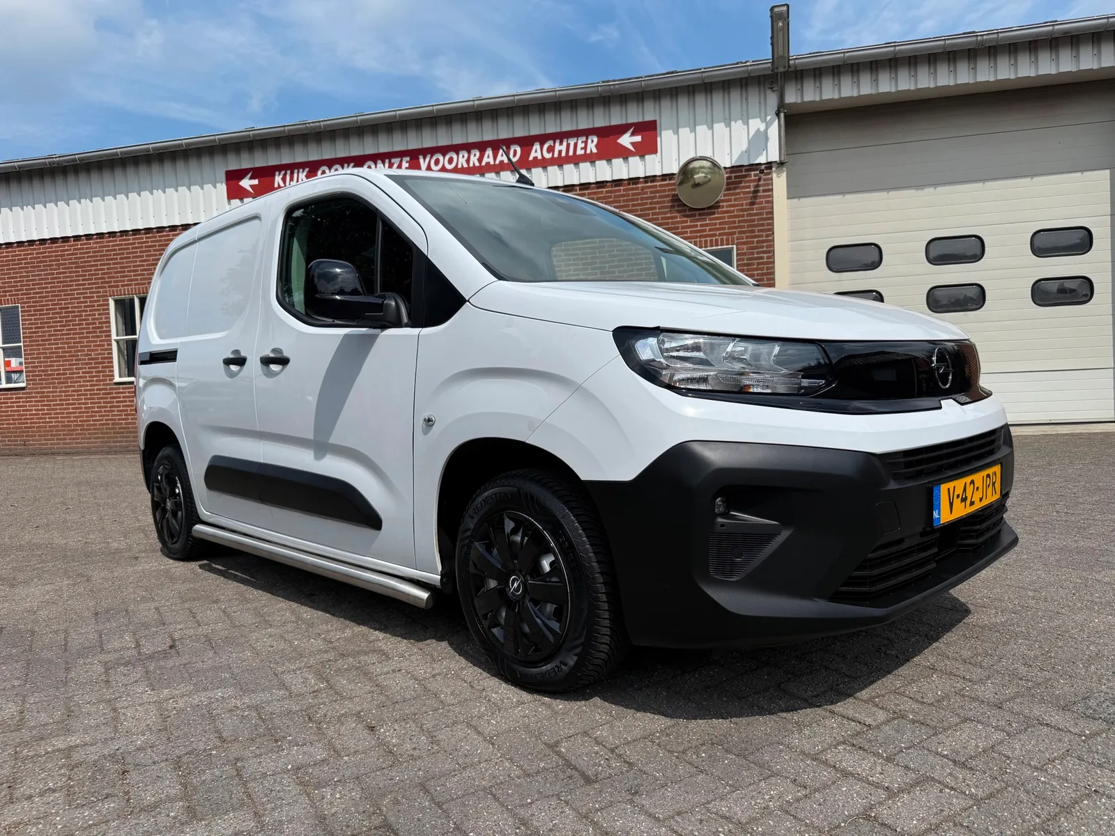 Opel Combo (2024) — foto 1