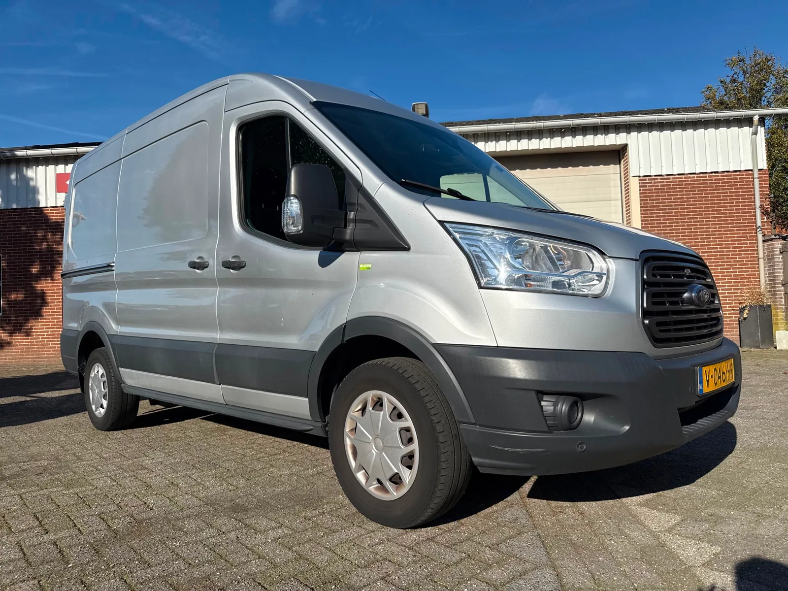 Ford Transit (2017) — foto 1