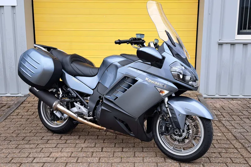 Kawasaki GTR 1400 (2007)