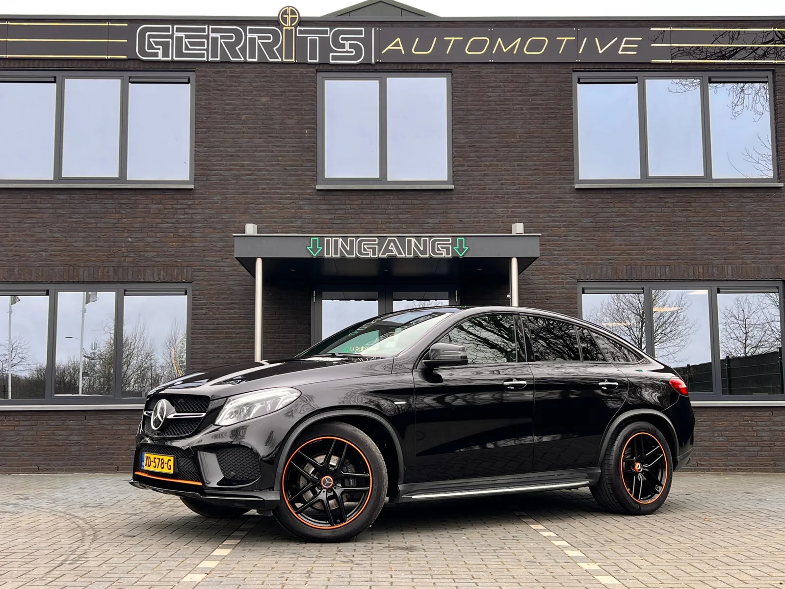 Mercedes-Benz GLE (2018) — foto 1