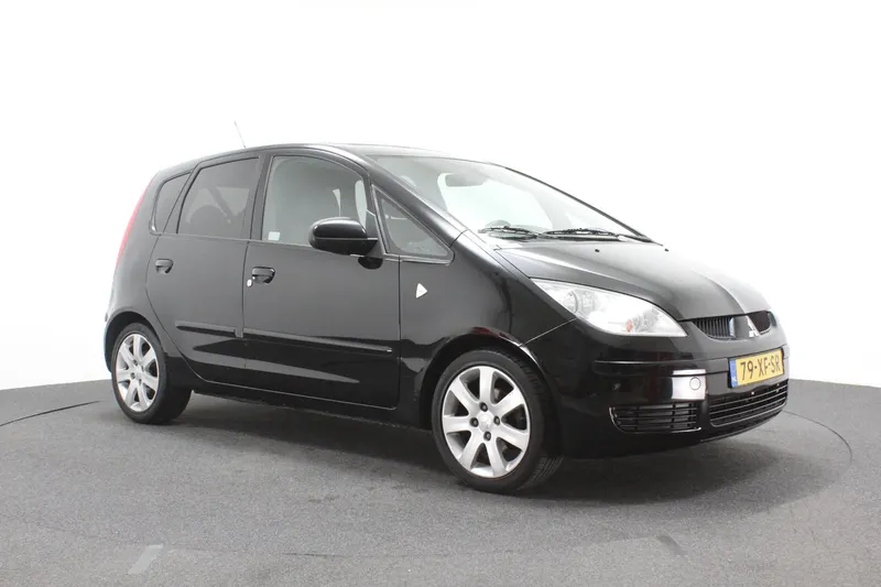 Mitsubishi Colt (2007)