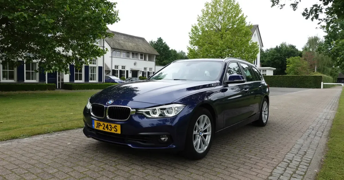 BMW 3-Serie (2016) — foto 1