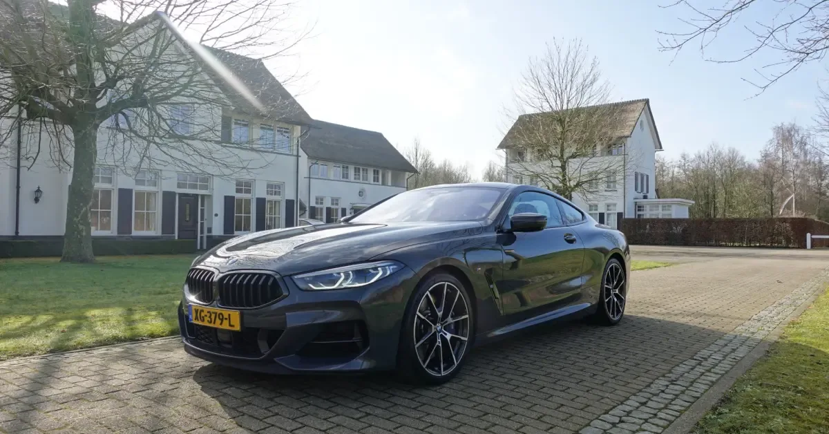 BMW 8-Serie (2019) — foto 1