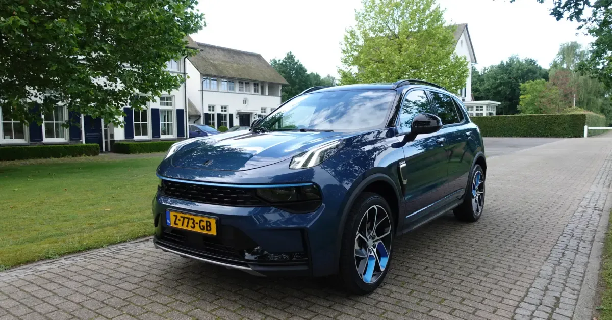 Lynk & Co 01 (2023) — foto 1