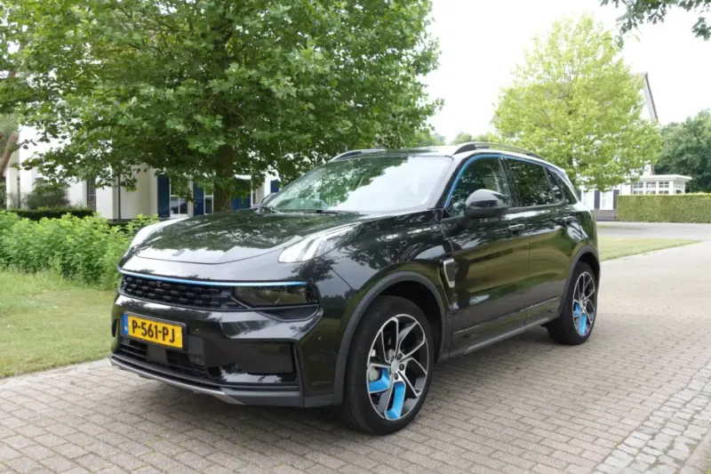 Lynk & Co 01 (2022)