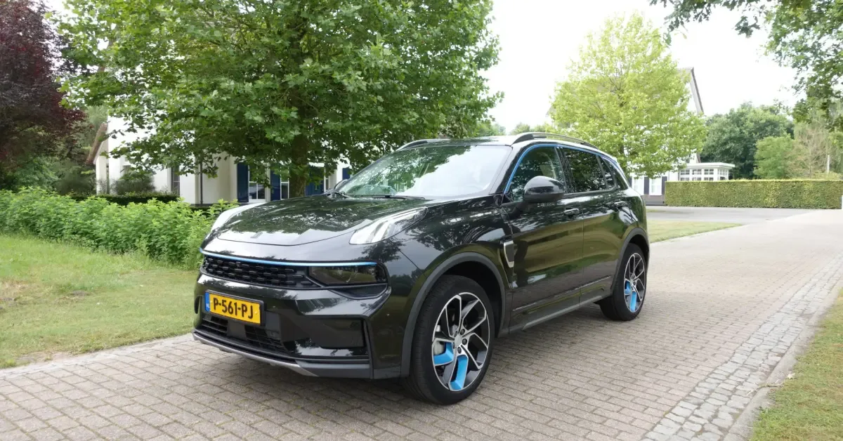 Lynk & Co 01 (2022) — foto 1