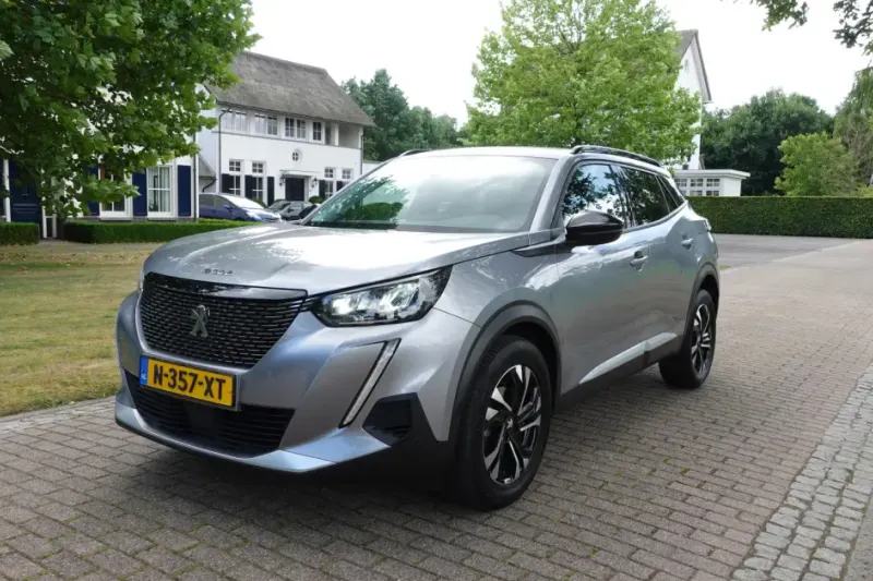 Peugeot 2008 (2022)