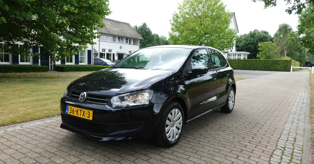 Volkswagen Polo (2010) — foto 1