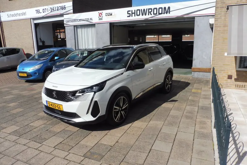 Peugeot 3008 (2023)