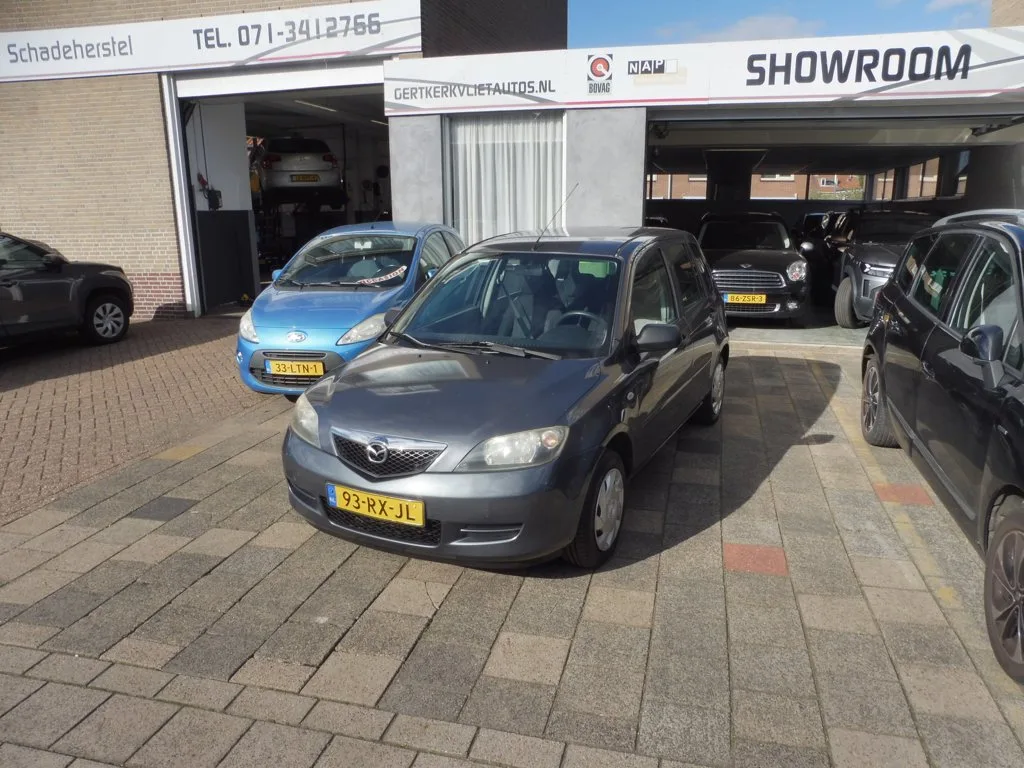 Mazda 2 (2005) — foto 1