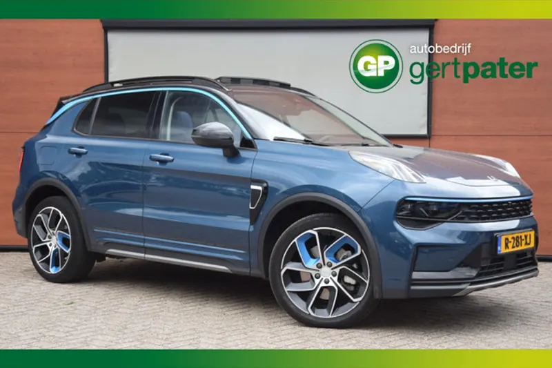 Lynk & Co 01 (2022)