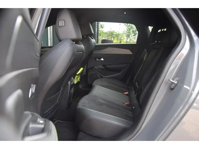 Peugeot 308 (2023) — foto 1